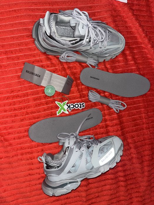 balenciaga track