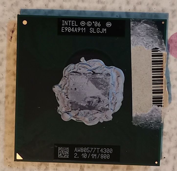 Intel E6750 Core 2 Duo 2,667 GHZ CPU FSB 1333 e 2x Intel Pentium 4 CPU