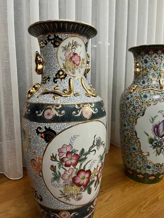 Jarras/Vasos Decorativos em Porcelana