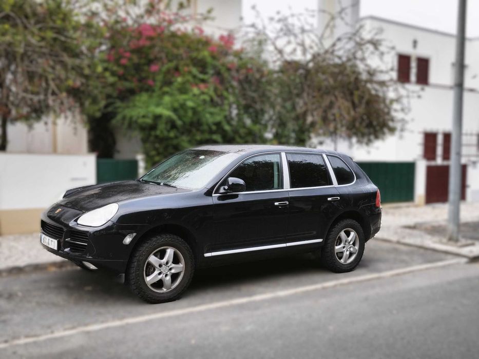 Porsche Cayenne 3.2