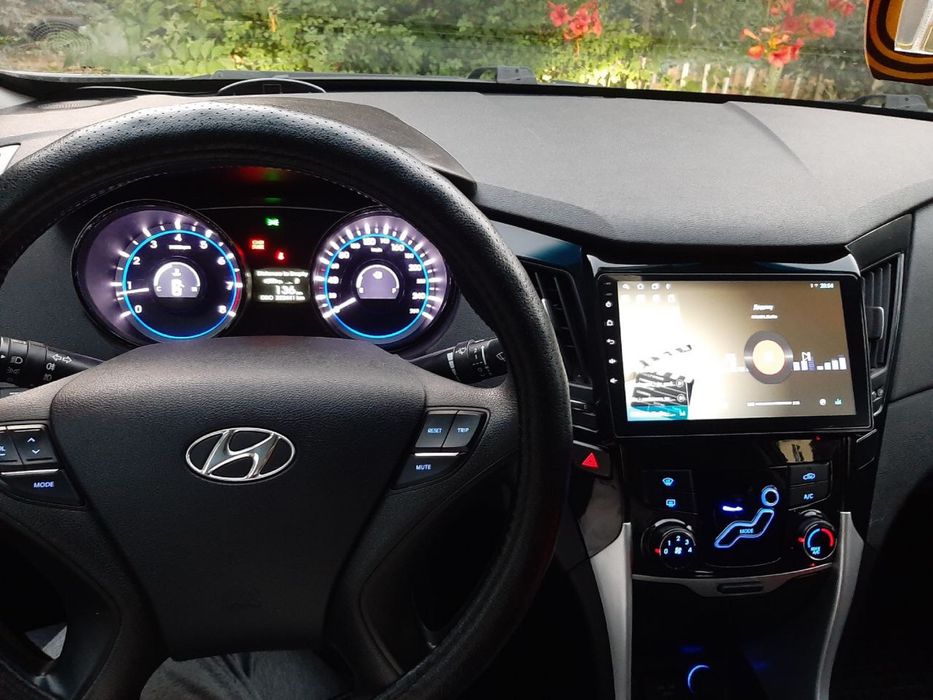 Продам HYUNDAI Sonata yf