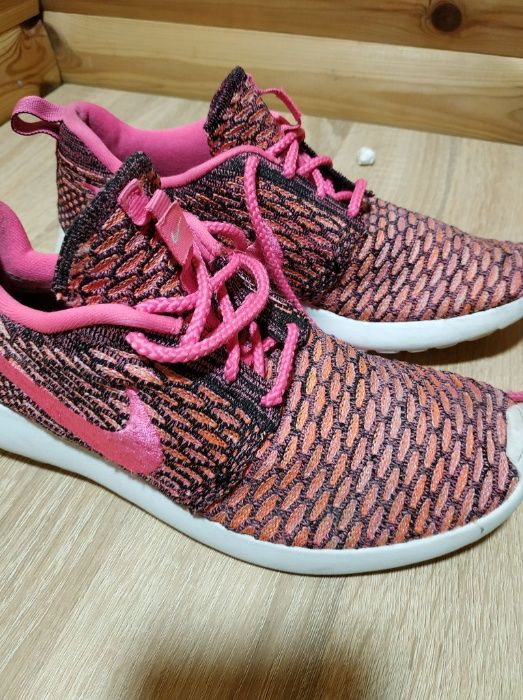 Buty  Damskie Nike Roshe Run  .Jak Nowe.Oryginalne.