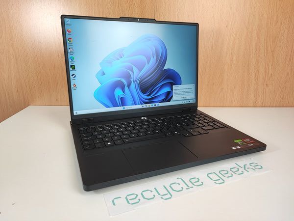 Gaming Legion Pro 5 Ryzen 9 8945HX 32GB Ram 1TB NVMe Nvidia 5070