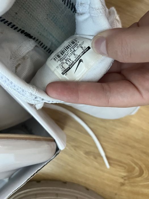 Buty damskie cztery pary zestaw rozmiar 40-42,5 do dlaszej sprzedaży NIKE