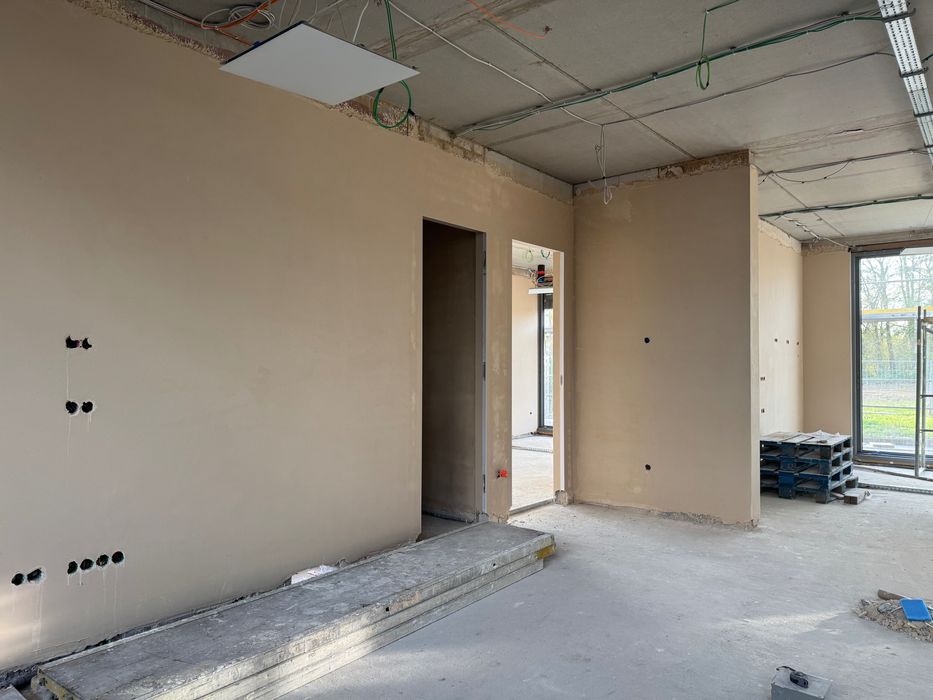 Tynki maszynowe gipsowe cementowo wapienne