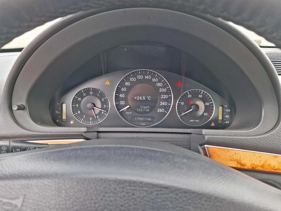 Mercedes-Benz Classe E 220 CDI - Só 175000kms e 1 Dono - Ver descrição