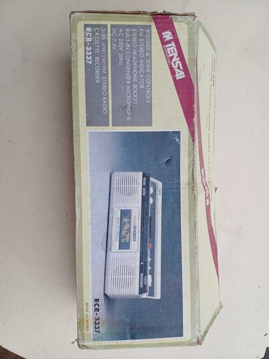Radio com leitor de cassetes