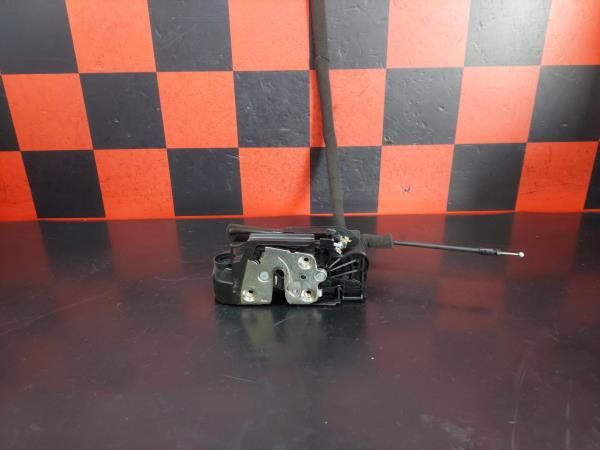 Fechadura / fecho porta frente direito IVECO Daily VI Chassis