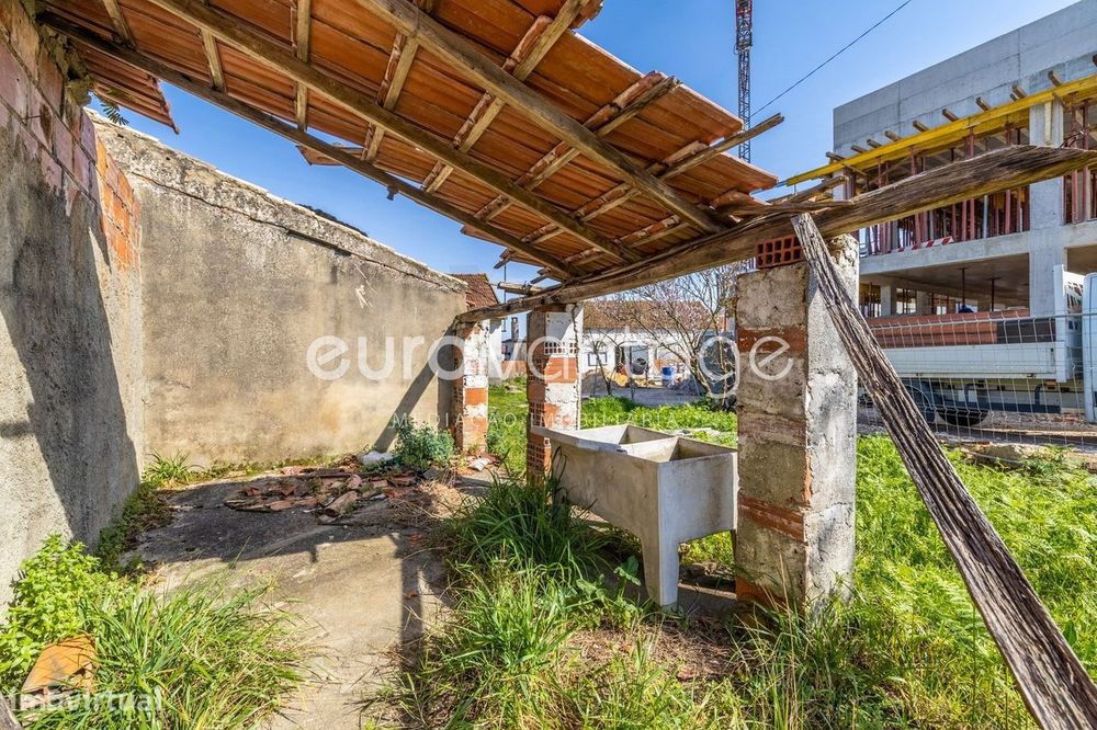 Moradia para Restauro - Parceiros - Leiria