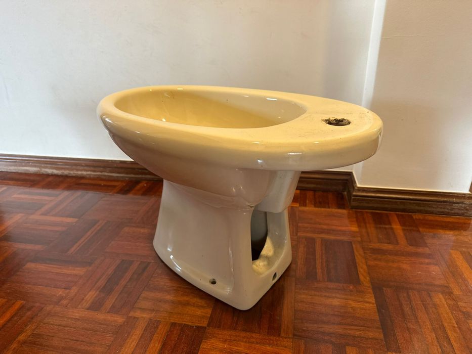 Loiças Sanitárias Valadares