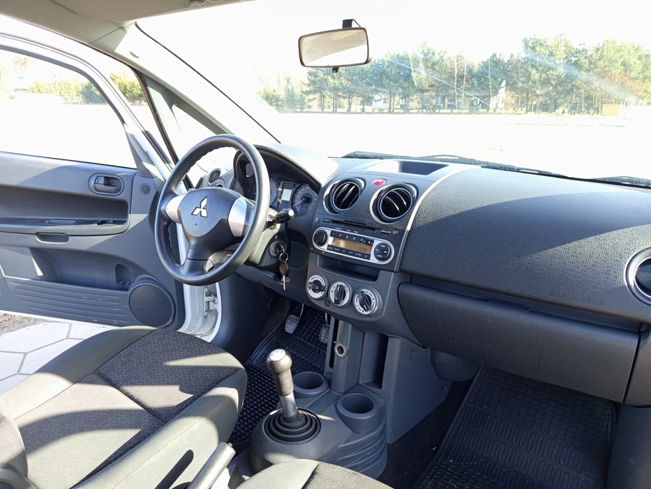 Mitsubishi Colt 2009 Benzyna Klimatyzacja