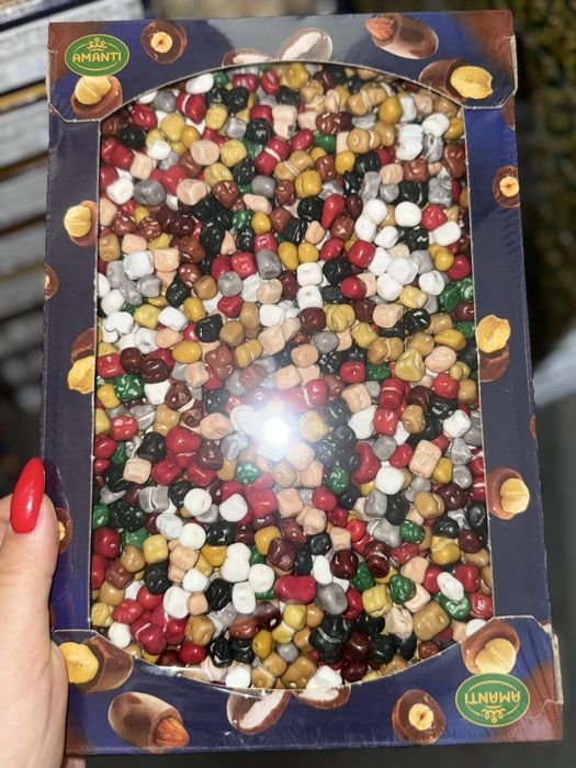 Драже Арахіс в шоколалі.Мигдаль в шоколадіДраже Bon-Bon,Морскі Камінці