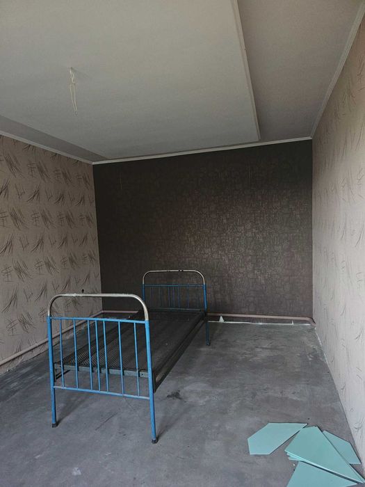 (13) Продам новий 2-поверховий будинок в с. Барабой