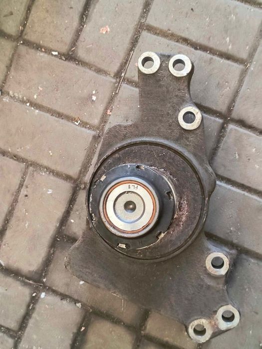 zwrotnica prawa osi podnoszonej wleczonej sztywna man tgx tgs 6x2 bdf