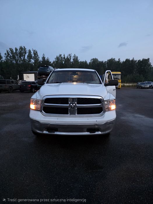 Ram 1500 Lampa lewa i prawa