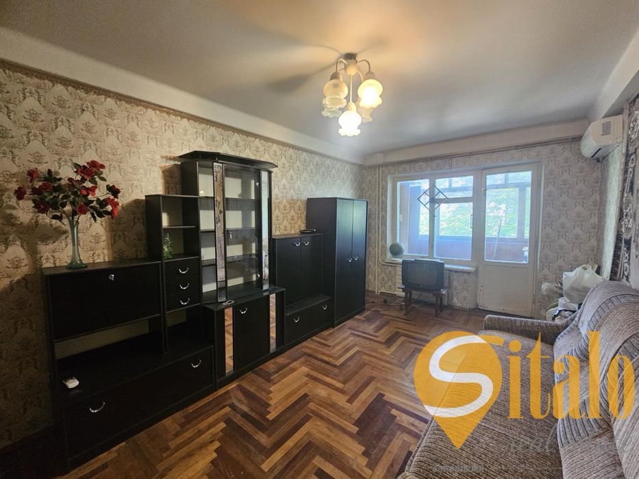 Продаж 3- кімнатної квартири у Хортицькому районі