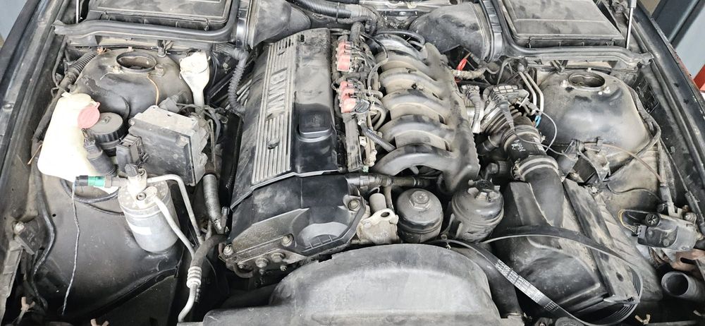 BMW E39 523i M52B25 96 - 00 - SILNIK KOMPLETNY M52B25 1X VANOS