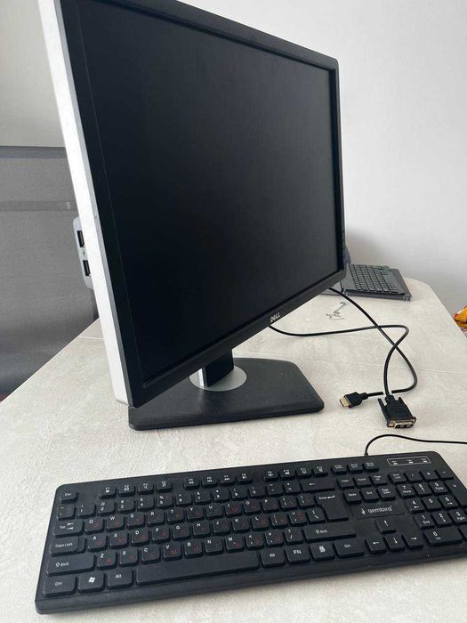 Монітор Dell UltraSharp U2412M
