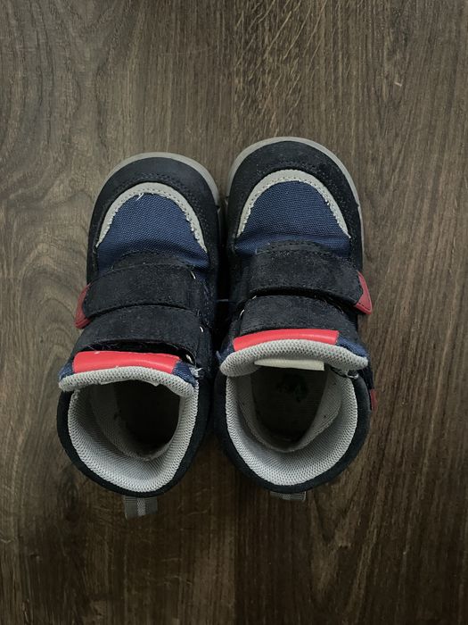 2 pary butów rozm 24 - buty kickers, buciki clibee