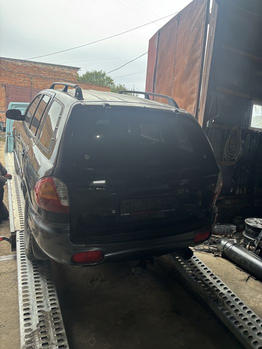 Разборка хюндай санта фе 1 2.7 та 2.4 бензин 2.0 дизель