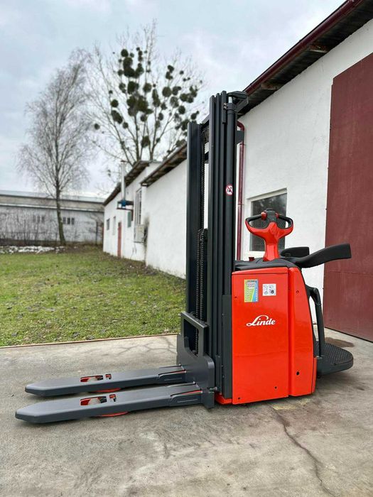 Навантажувач штабелер 1322* Linde L14АР 1,4т 470см