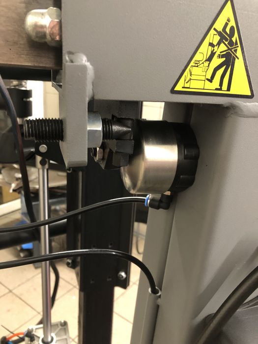 Шиномонтажний станок bright