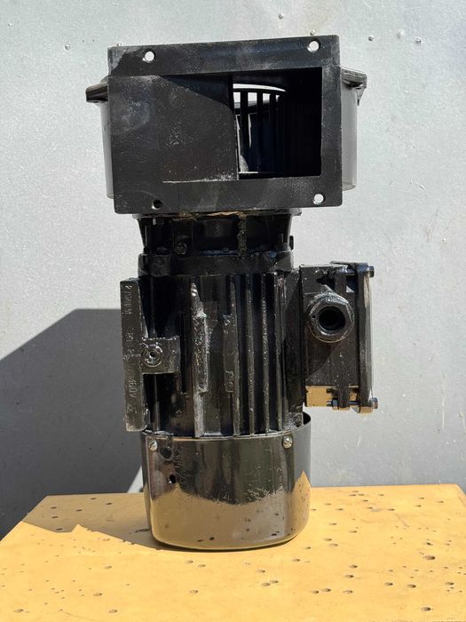 Вентилятор центробіжний - витяжка