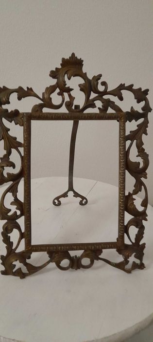 Molduras em Bronze antigas