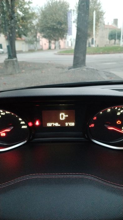 Peugeot 308 Sw GT line — photo 2