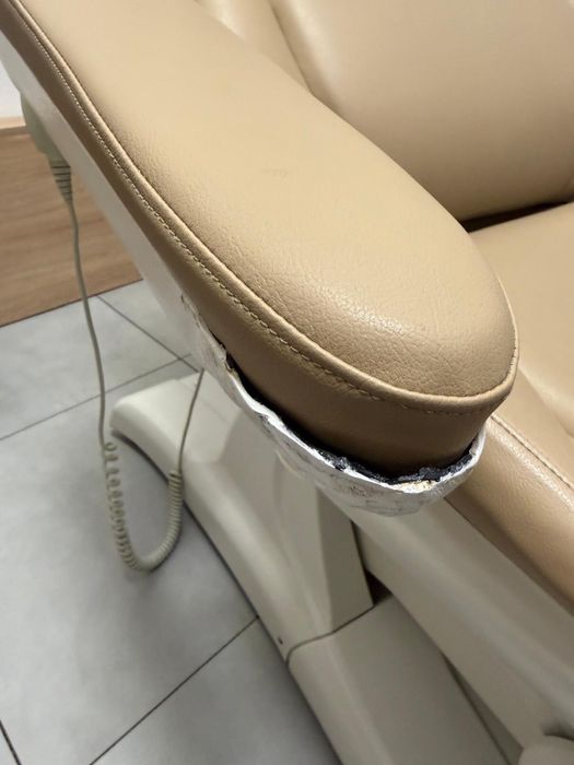 Fotel kosmetyczny fotel podologiczny elektryczy regulowany