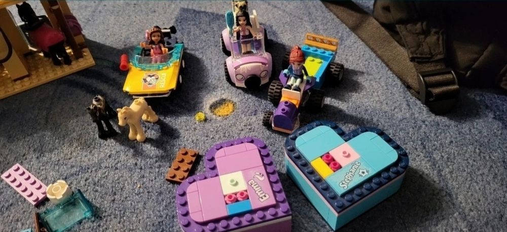 Zestaw mieszany lego friends stajnia