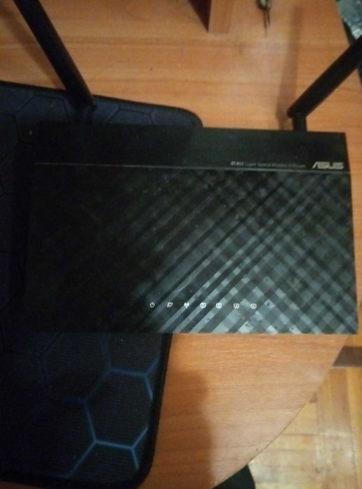 роутер ASUS RT-N12