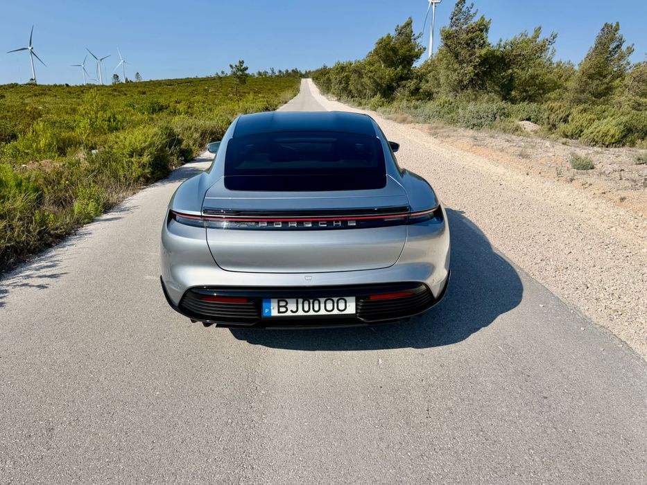 Porsche Taycan 4s_Performance Plus