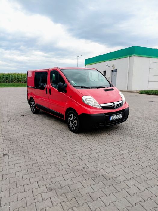 Opel Vivaro 2.5 diesel automat ZAREJESTROWANY  !