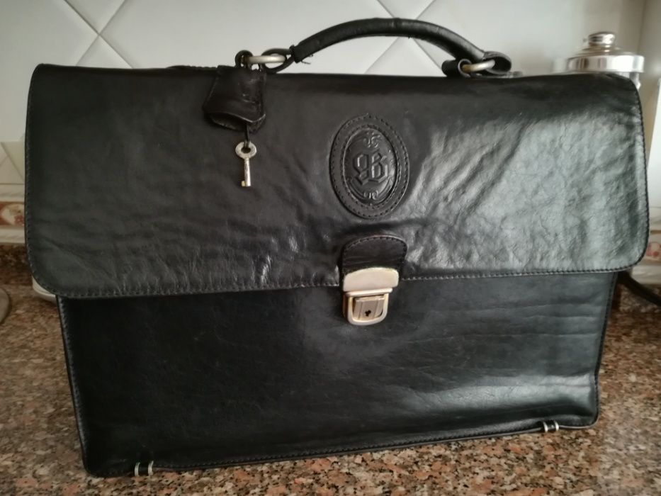 Rufel Leather Luggage