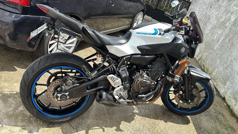 MT 07 2017 ABS - Com tudo em dia.