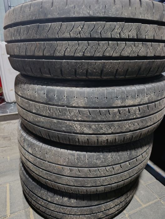 Продам гуму літо 205/65/16