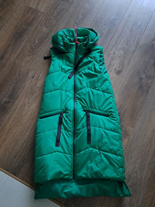 Bezrękawnik pikowany w rozmiarze S 36