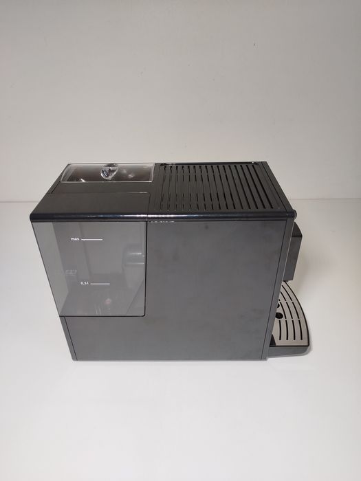 Automatyczny ekspres ciśnieniowy Melitta Caffeo Solo 1400W czarny
Auto