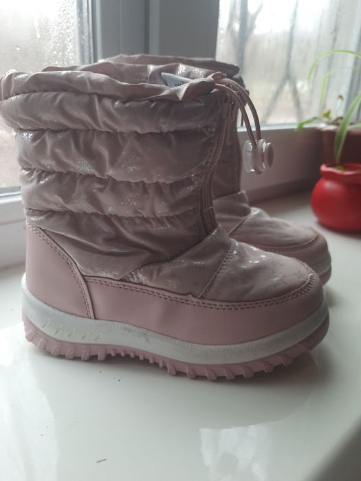Сапожки зимові на дівчинку