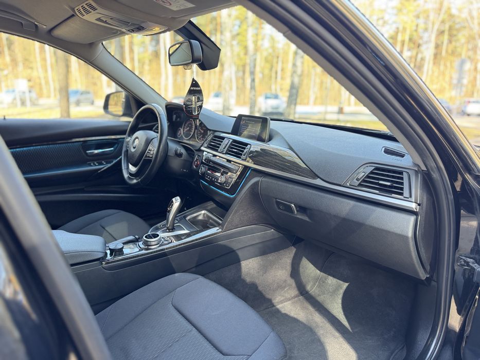 *Bmw 320 F31 Luxury*