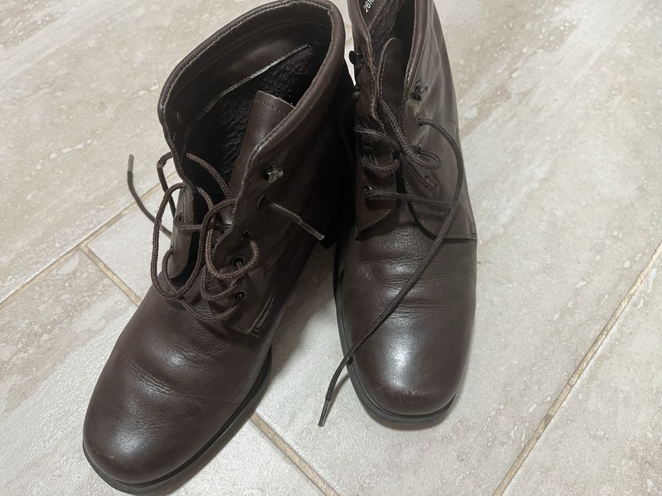 Ботинки из натуральной кожи