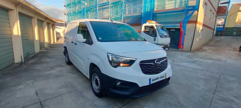OPEL Combo 1.6 CDTI 3-Lugares