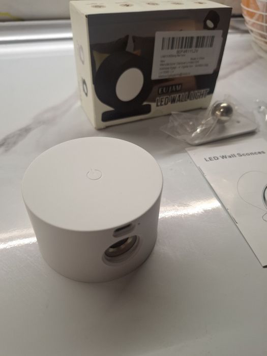 Bezprzewodowa lampka led