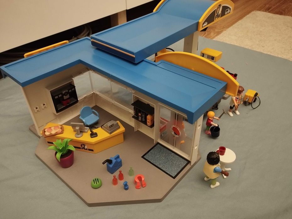 Playmobil City Life Stacja benzynowa 70201