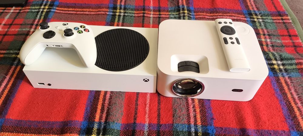 Xbox series s bardzo dobry stan