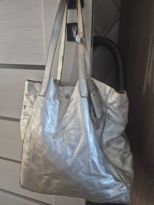 Piękna srebrna torba worek skóra naturalna