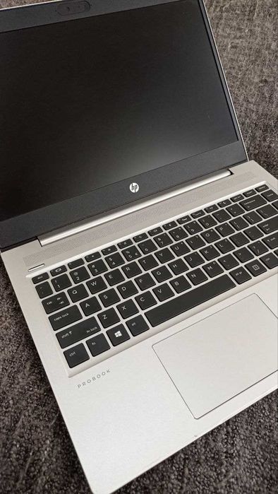 Тонкий и удобный HP 440 G7 i5-10210 8/256 NVME