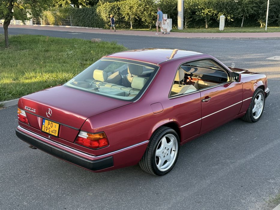 Mercedes 124 coupe 300 CE 24V jedyny taki zabytkowy piękny