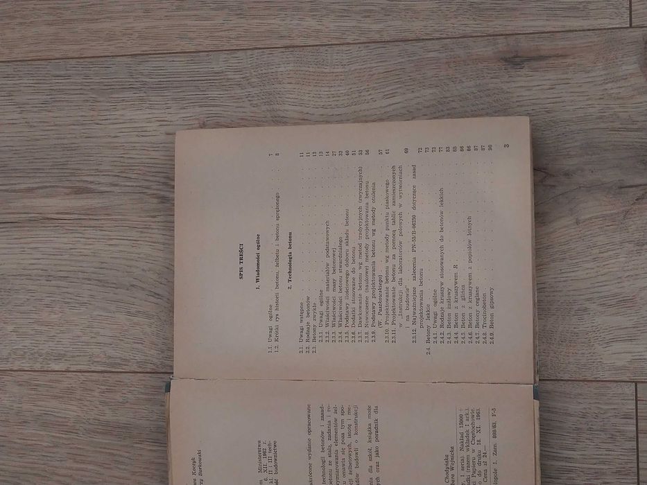 Żelbet i beton sprężony - M. Pietraszek E. Piliszek - PWSZ 1963